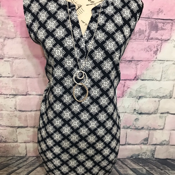 Basic Editions Tops - 3/$12 Women's plus size blouse size (XXL)